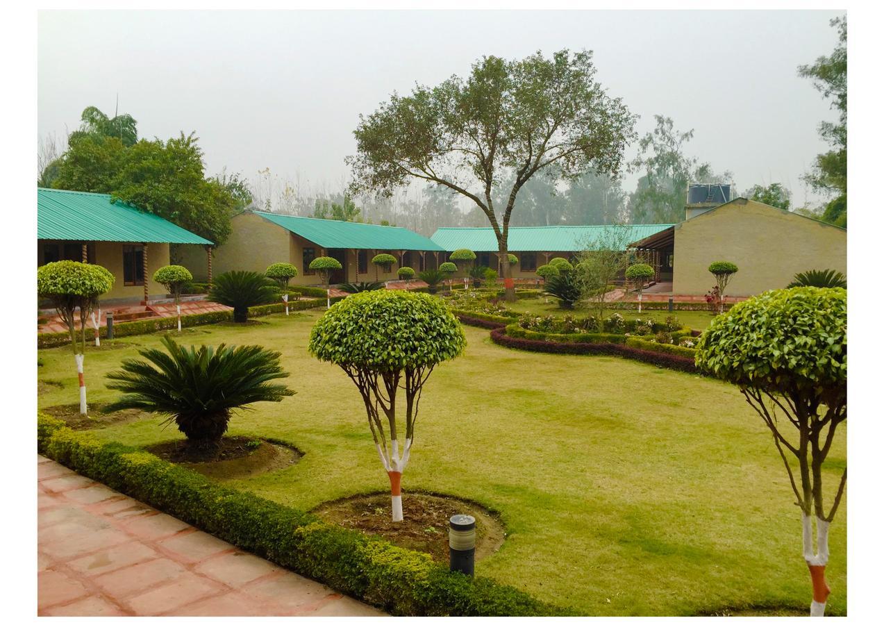 Dr. Sudha'S Ayurveda Hotel Muzaffarnagar Kültér fotó